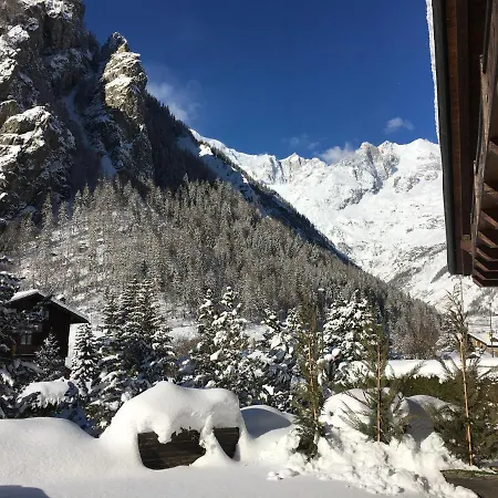 Altido Courmayeur Flat With Garden And Mountain Views * Courmayeur
