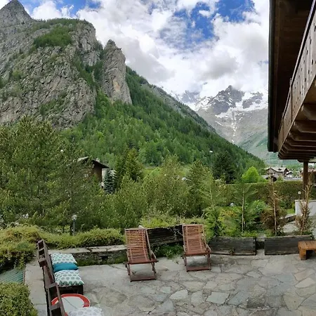 Apartment Altido Courmayeur Flat With Garden And Mountain Views Courmayeur